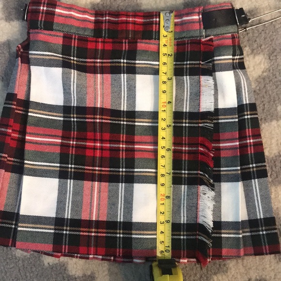 Glenn Apian kilt red/black girl EUC. Bin A7 - Picture 8 of 9